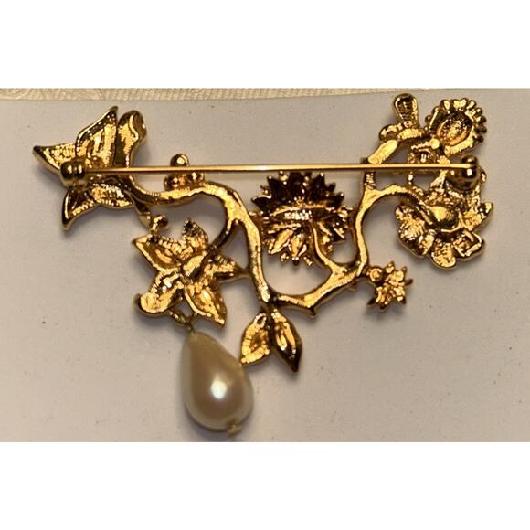 Vtg Avon Goldtone "Spring Garden" Brooch Bee And Butterfly Flowers EUC - Picture 6 of 7